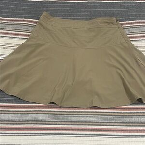 Athleta khaki Skater Skort